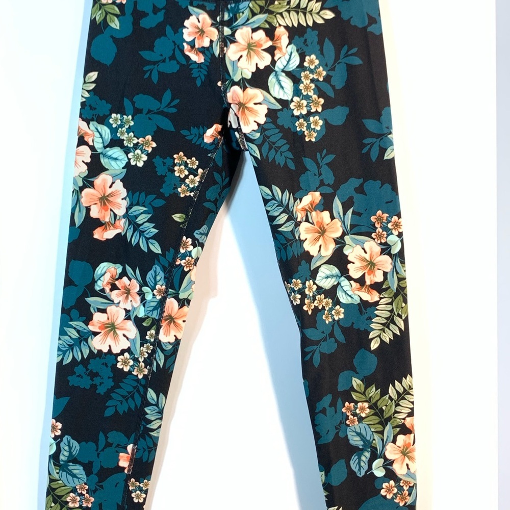 Calvin Klein Performance Womens Capri Leggings Large Floral High Rise Stretch - Picture 7 of 13